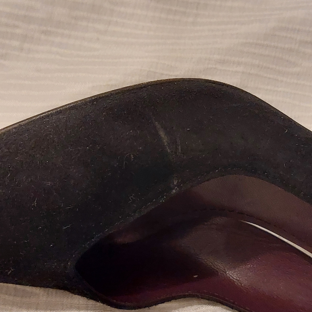 Stuart Weitzman Black Suede Women's Pumps - Picture 15 of 16